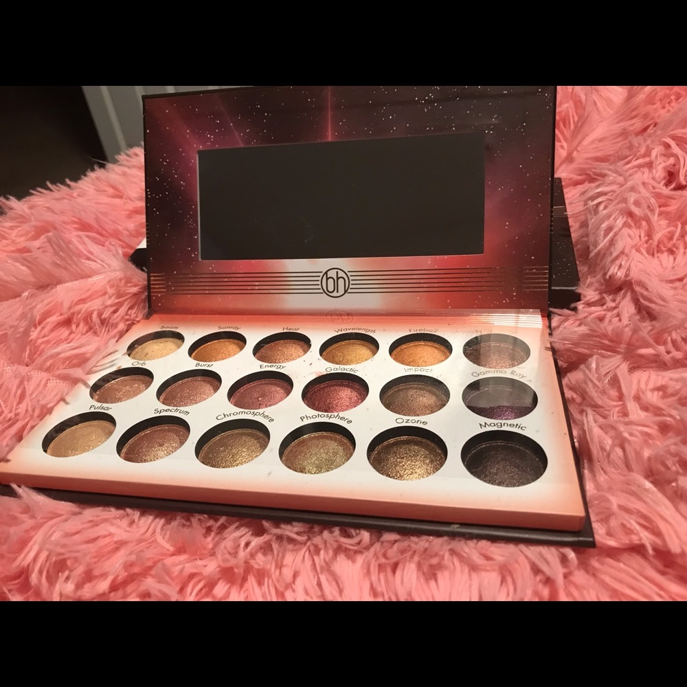 Solar Flare Baked Eyeshadow Palette